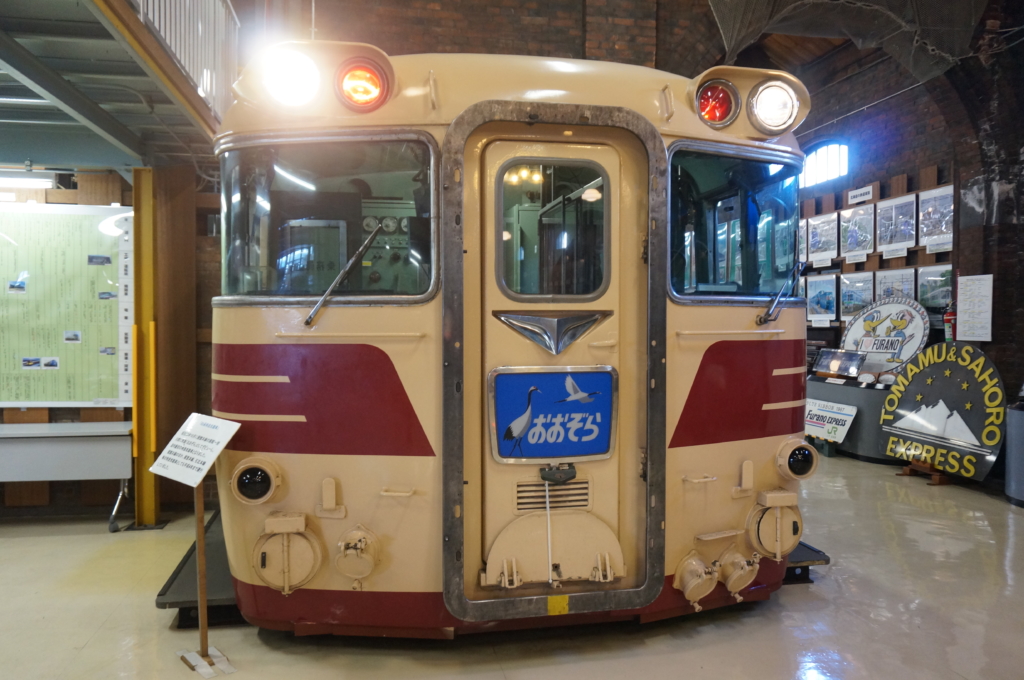 本物の電車の運転台が展示 札幌にある 北海道鉄道技術館 はjr苗穂工場内の資料館 Interact