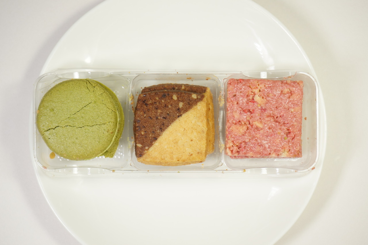 それぞれの形を代表する3種類のクッキーセット 六花亭 まるさんかくしかく ミニ レビュー Interact